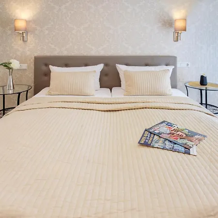 Löhr Hotel 3*