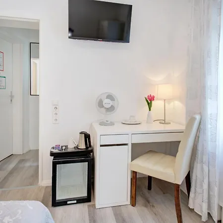 Löhr Hotel 3*