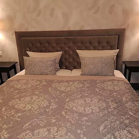Löhr Hotel 3*