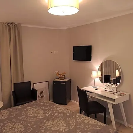 Löhr Hotel 3*