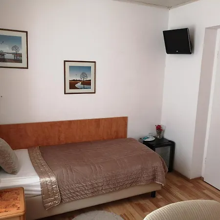 Löhr 3*